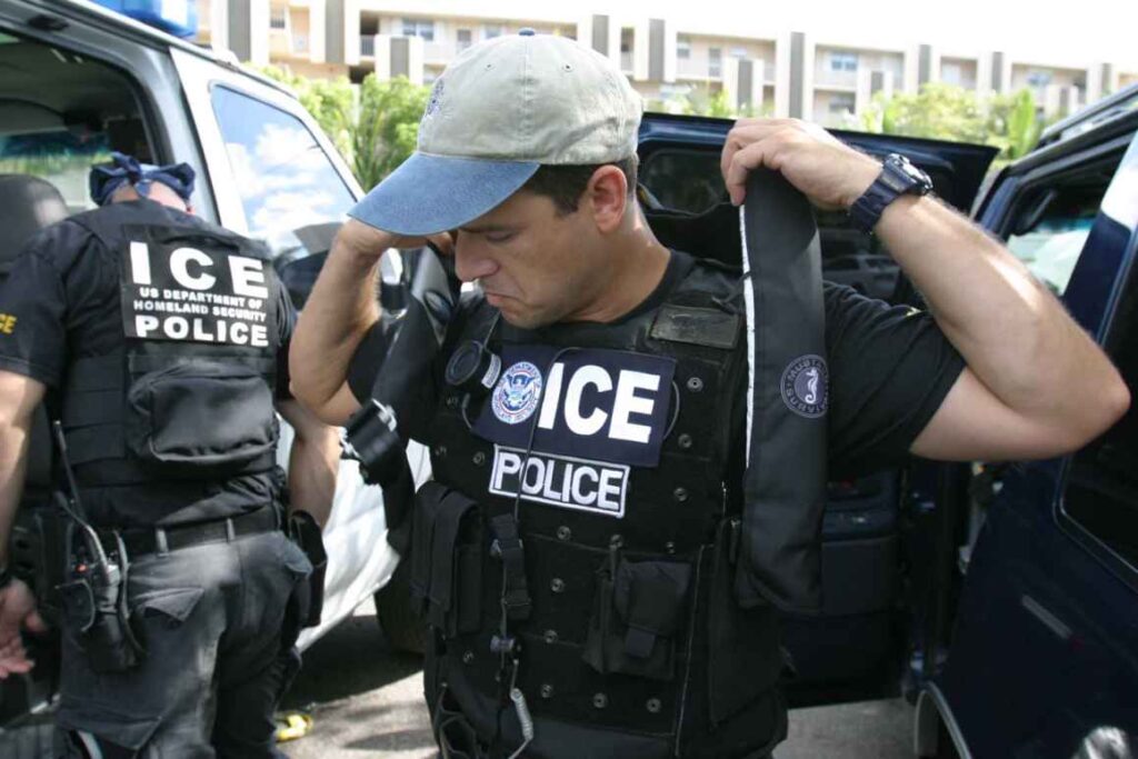 Shifts in Arrest Authority Among Immigrants Detained by ICE: CBP Down, ICE Up