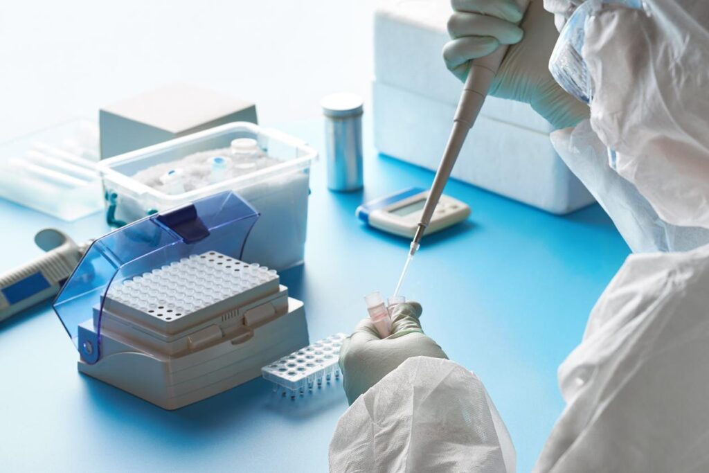 HHS directs $306 million to avian flu response as virus strikes more US flocks- Lisa Schnirring