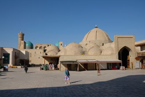 Toqi Zargaron, one of Bukhara’s trading domes with the Kalyan Minaret in the background-By Bamra