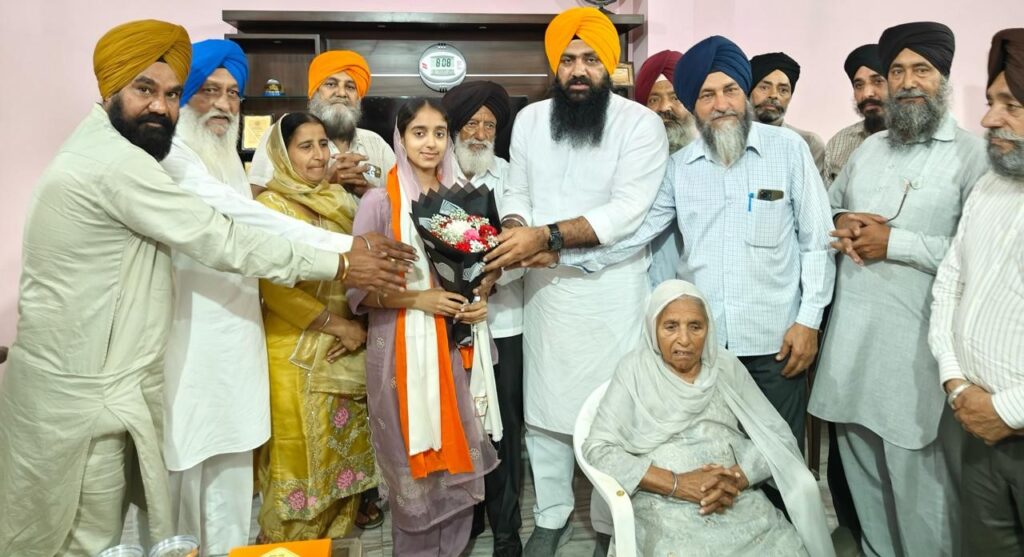 Youth Akali Dal President visits and honours Ghanaur’s talented daughter, Rasneet Kaur Kamboj, for securing All India Rank 51 in UPSC