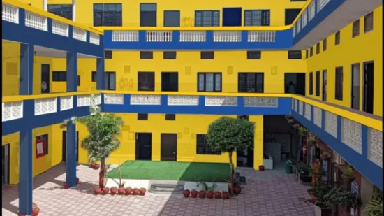 Punjab’s School Colours Trigger Fresh Political Row Ahead of 2027 Assembly Polls